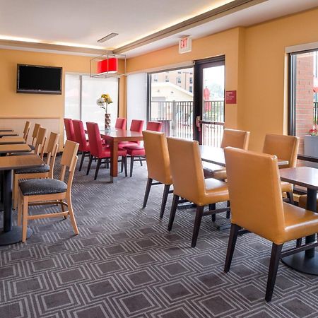 Towneplace Suites Huntington Esterno foto
